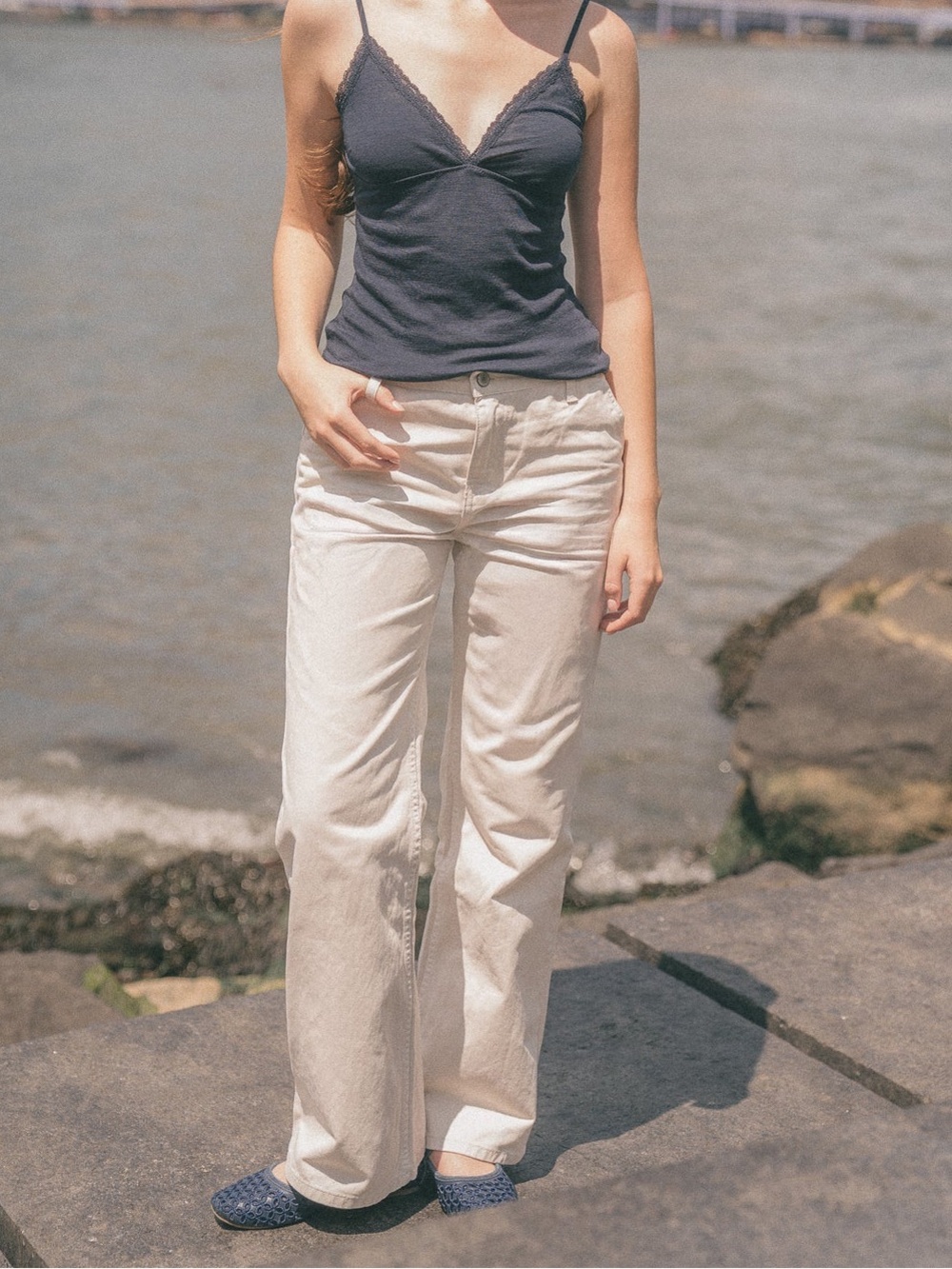 St. George khaki mid-rise pant